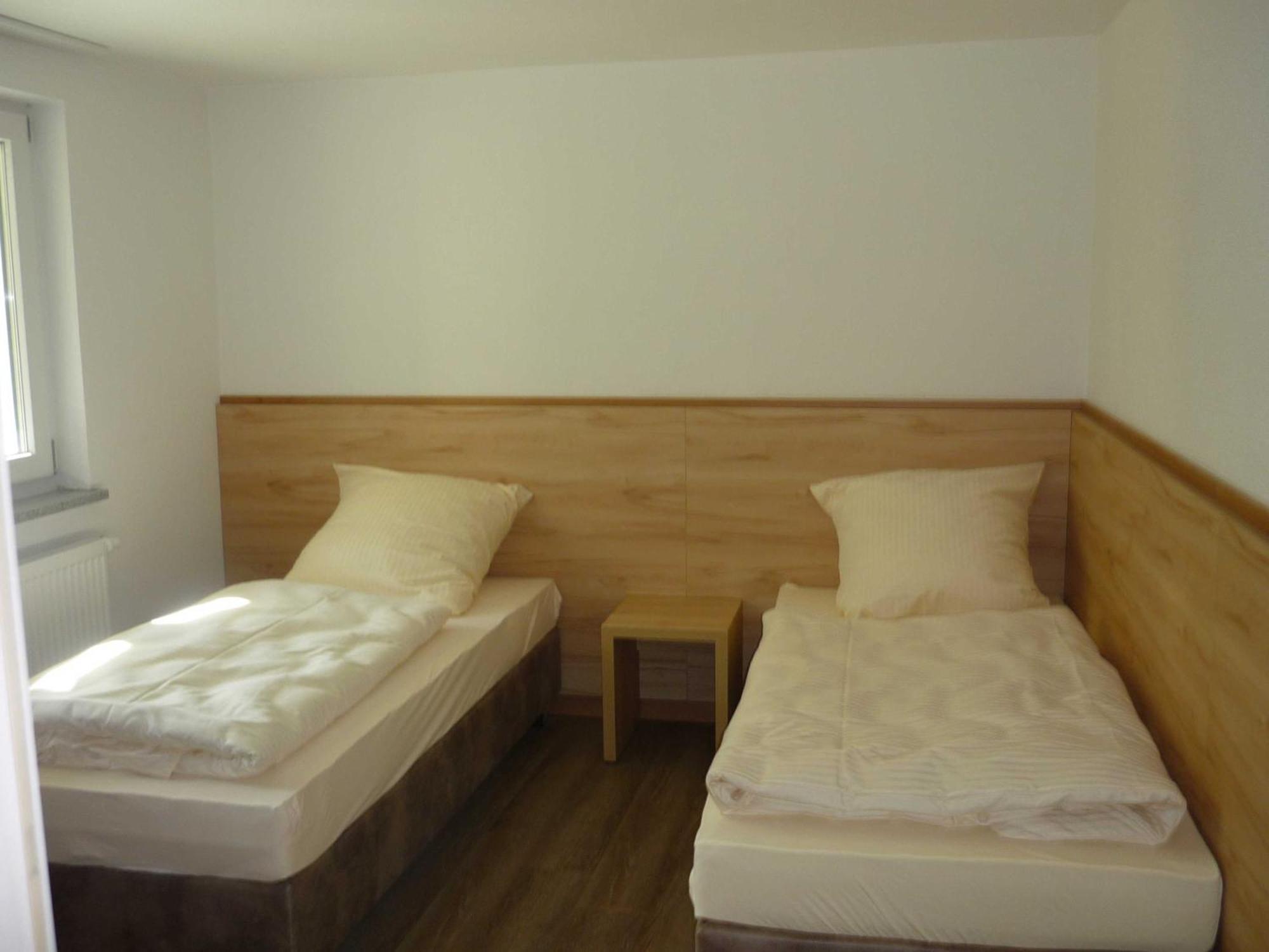 Ferienwohnungen Beim Hotel Zur Post, Erlau Erlau  Ngoại thất bức ảnh